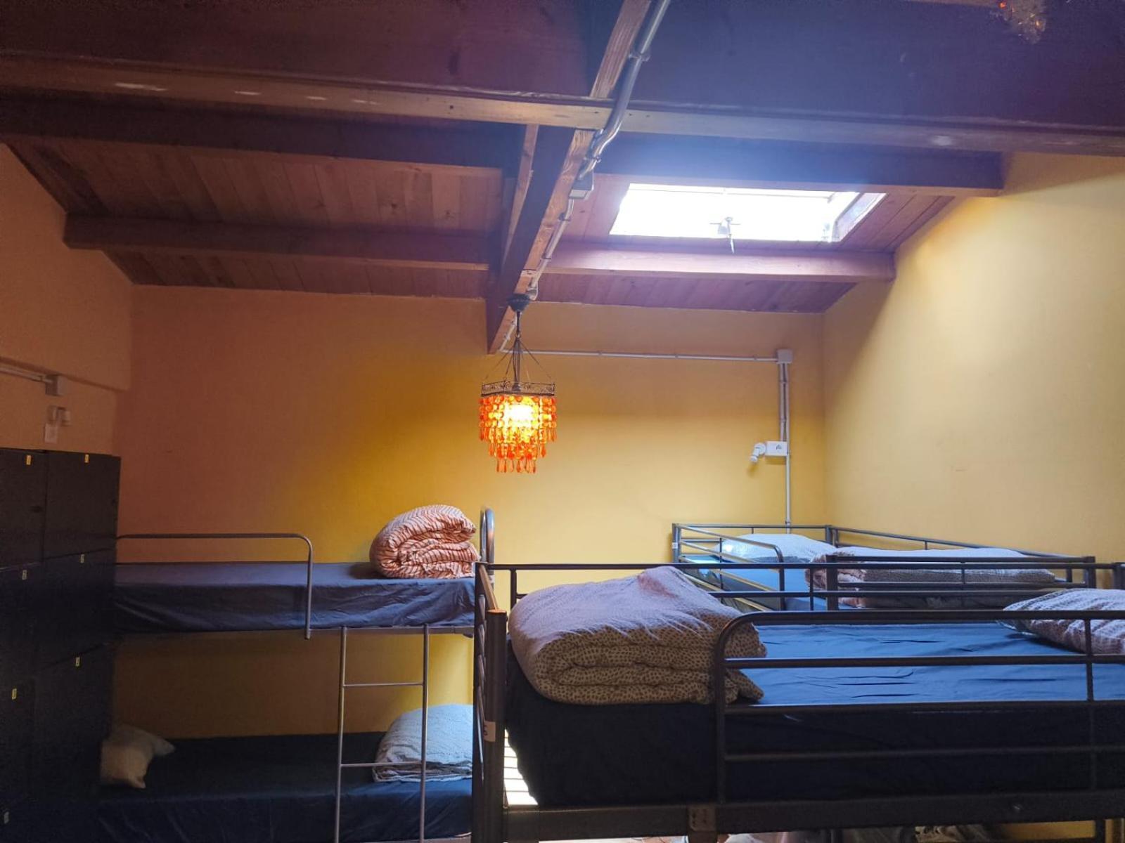 Hostel Los Amigos By Youroom La Mareta Luaran gambar